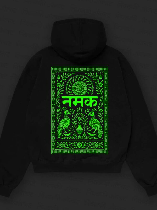 Namak_Black Back Glow Namak_Black Back Glow